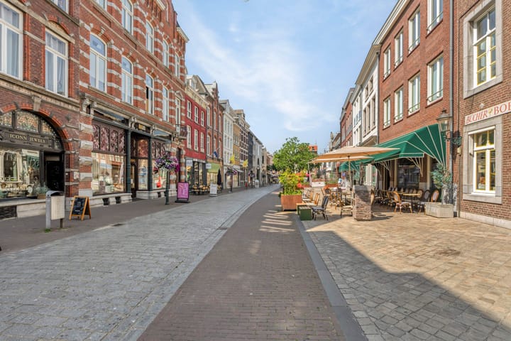Appartement te koop: Neerstraat 40C, Roermond