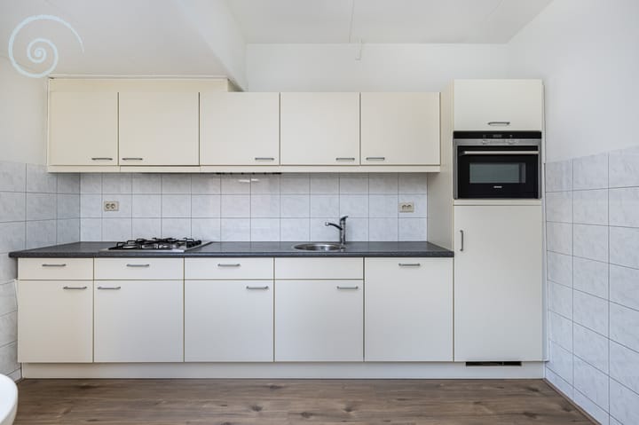 Tussenwoning te koop: Marshof 33, Oude-Tonge