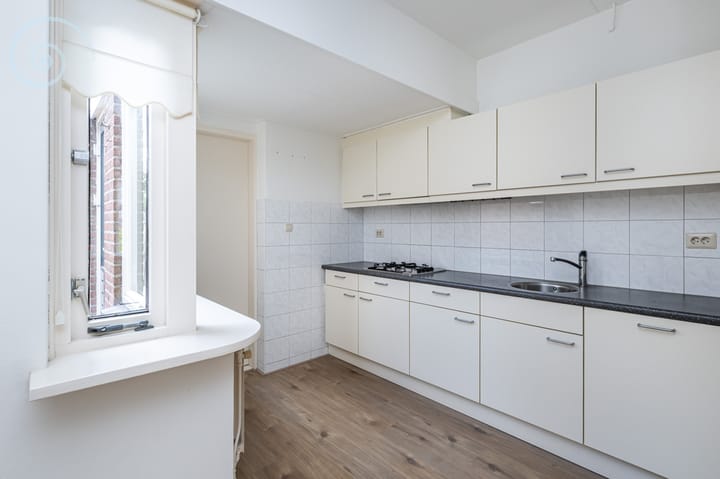 Tussenwoning te koop: Marshof 33, Oude-Tonge