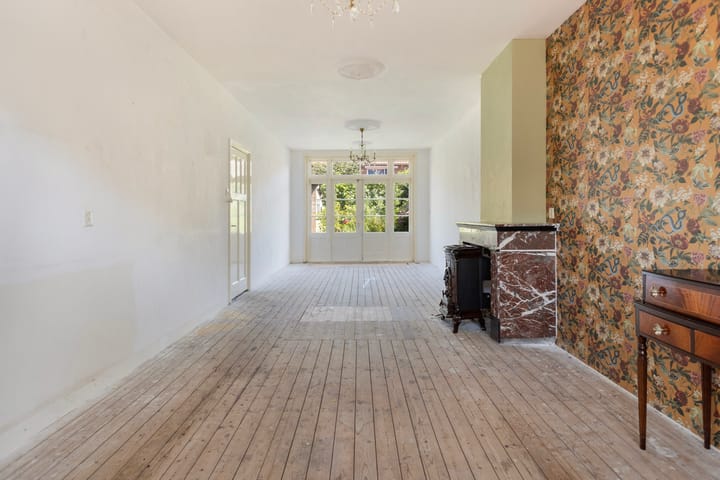 Tussenwoning te koop: Frederik Hendrikstraat 7, Maassluis