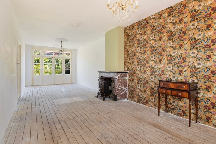 Tussenwoning te koop: Frederik Hendrikstraat 7, Maassluis