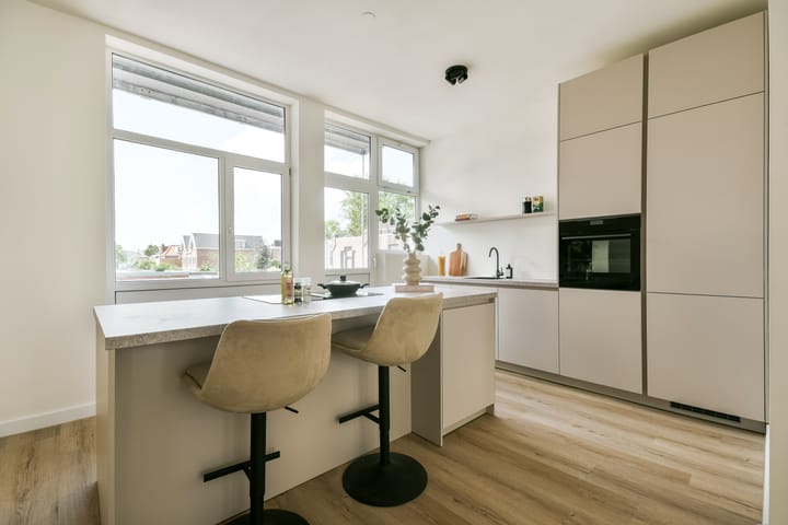 Foto 5 van Czaar Peterstraat 9-A