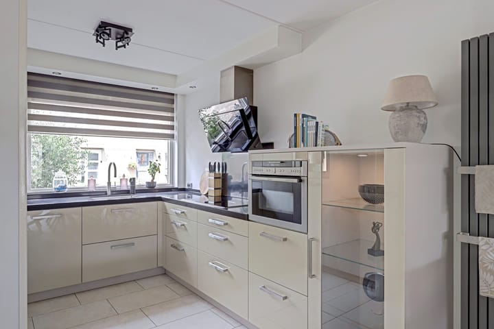 Tussenwoning te koop: Lansier 7, Leerdam