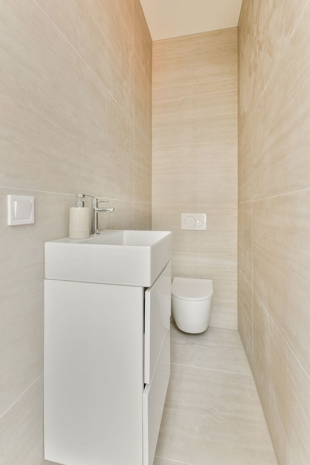 Photo 13 of Czaar Peterstraat 9-A