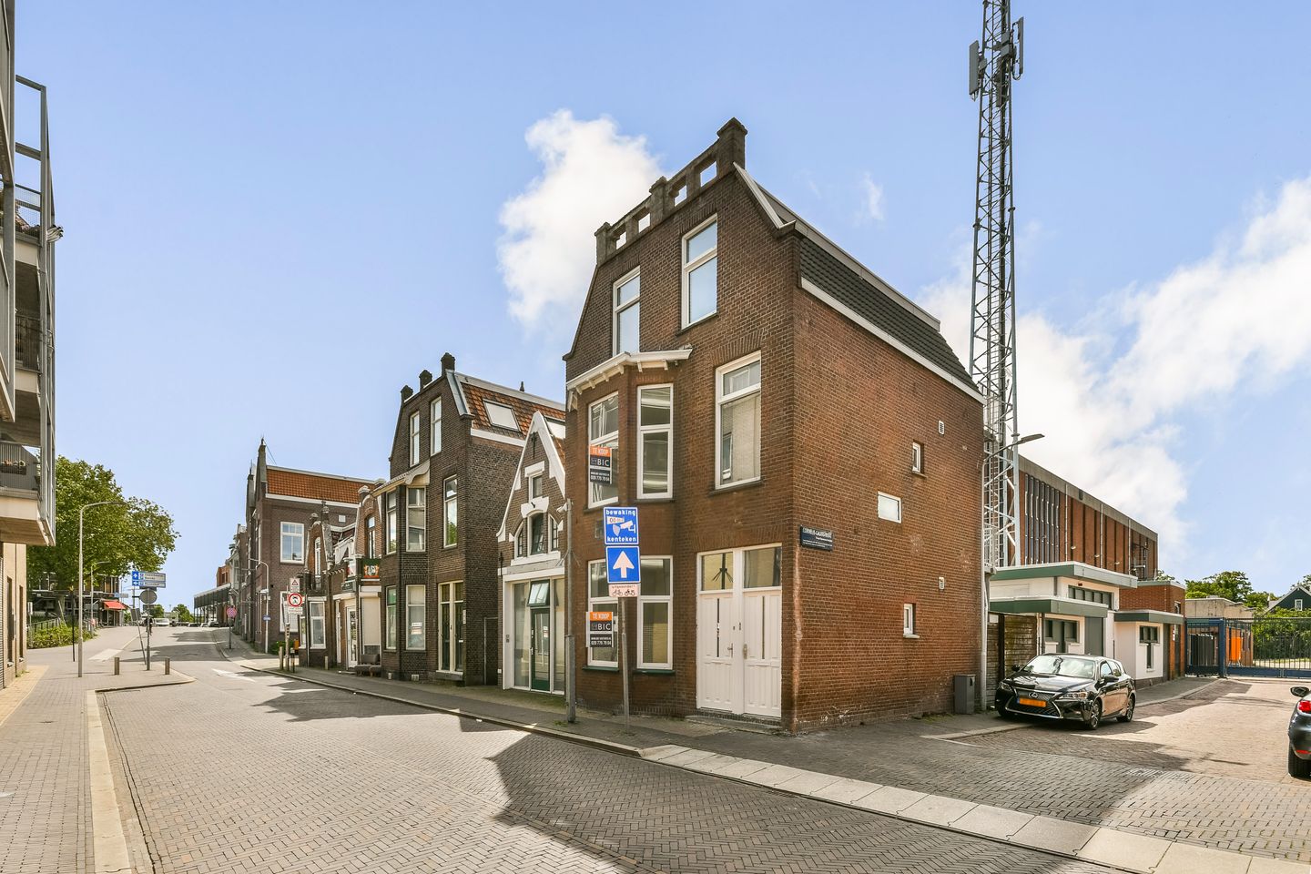 Photo 25 of Czaar Peterstraat 9-A