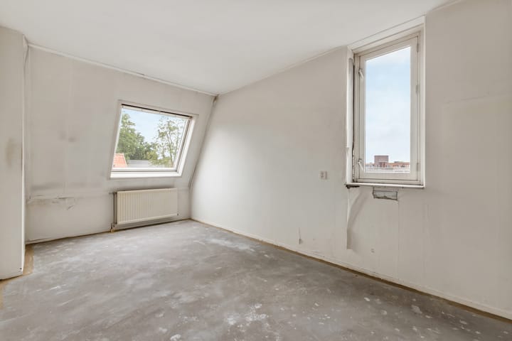 Appartement te koop: Noordse Bosje 36, Hilversum