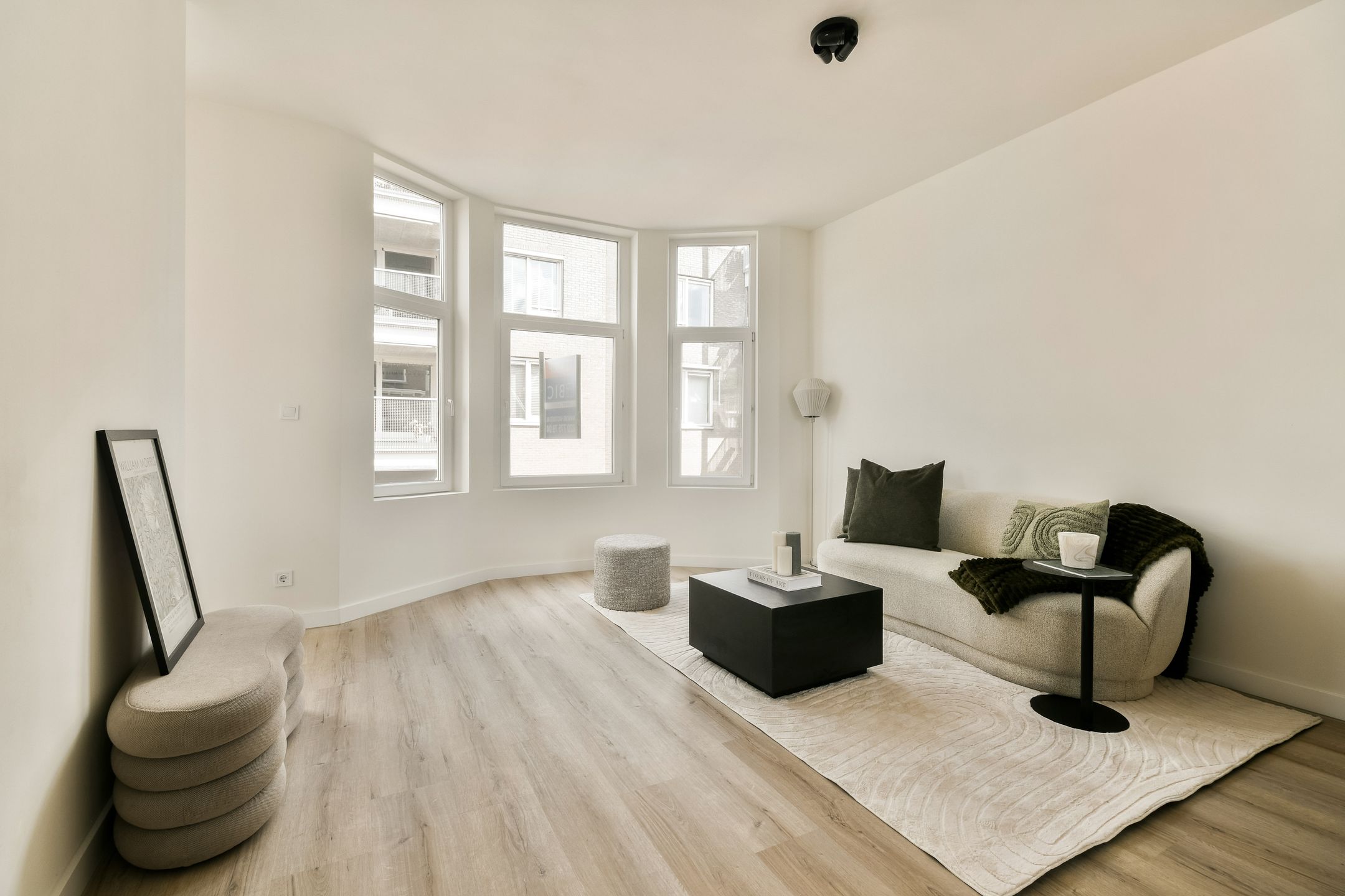 Photo 9 of Czaar Peterstraat 9-A