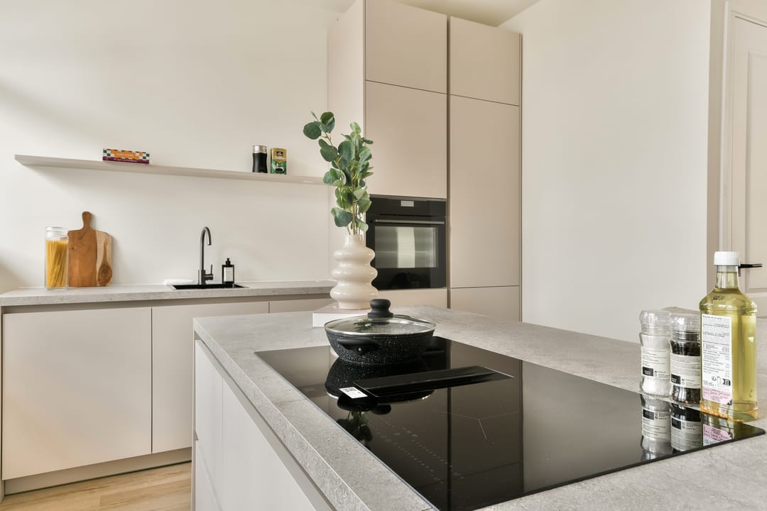 Photo 7 of Czaar Peterstraat 9-A