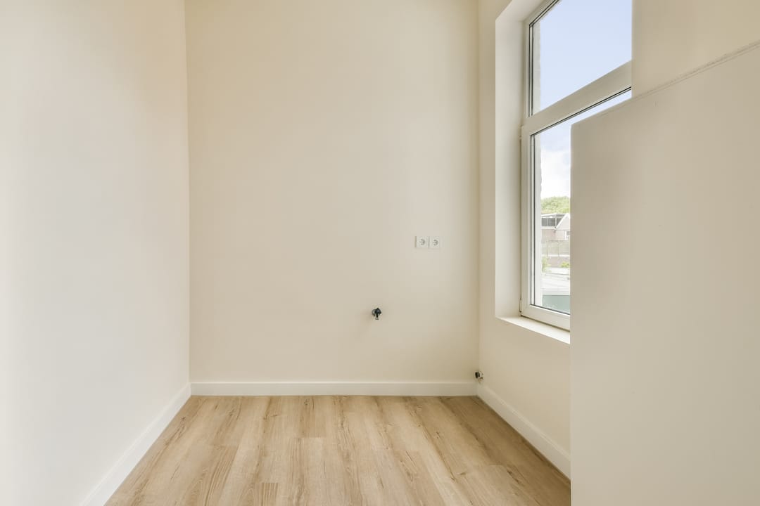Photo 11 of Czaar Peterstraat 9-A