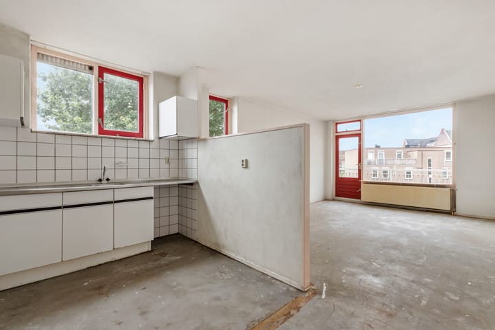 Appartement te koop: Noordse Bosje 36, Hilversum