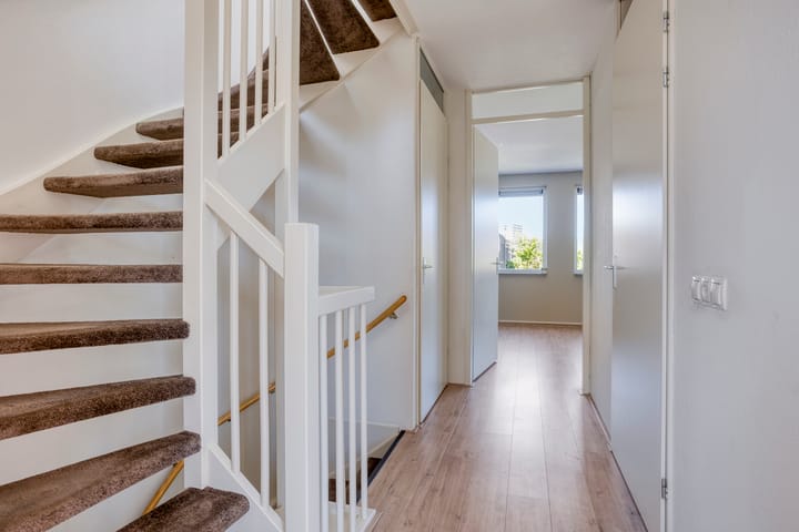 Tussenwoning te koop: Buddinghof 5, Veenendaal