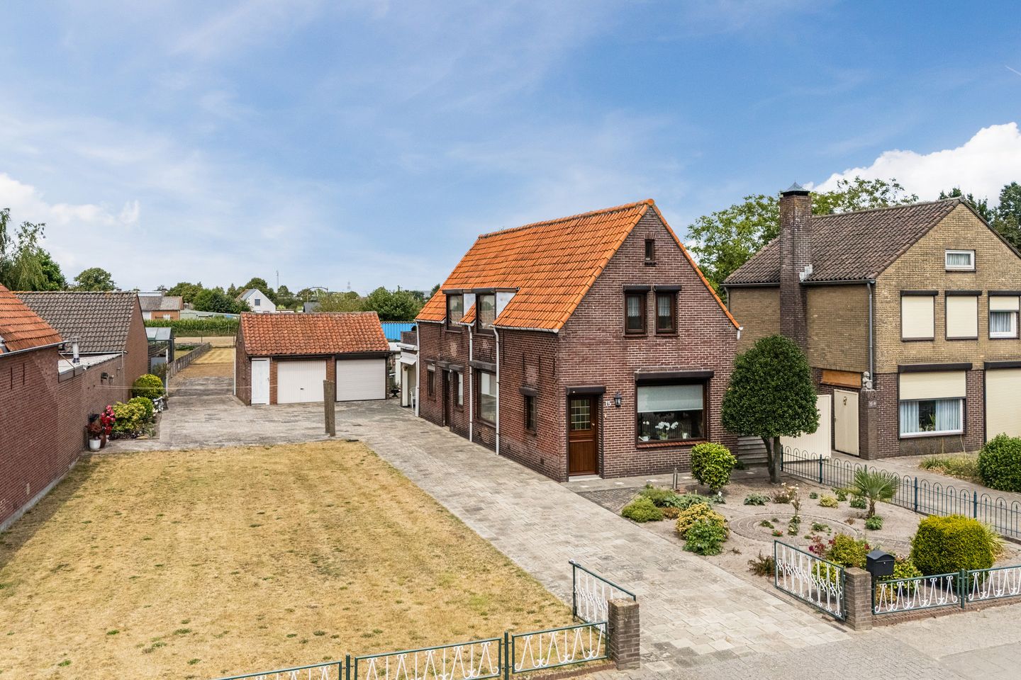 Photo 1 of Buijenstraat 15