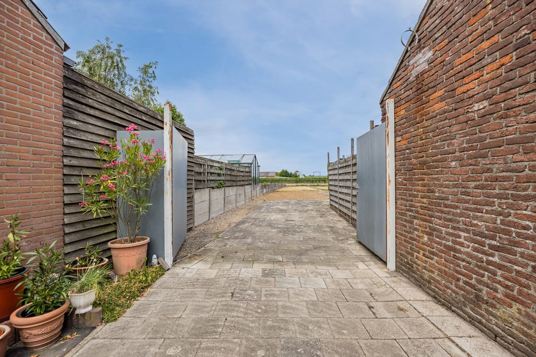 Photo 52 of Buijenstraat 15