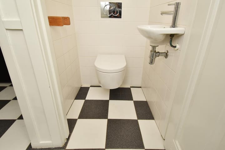 Tussenwoning te huur: Eikstraat 37, 'S-Gravenhage