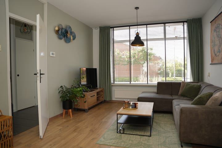 Foto 4 van Saturnus 27