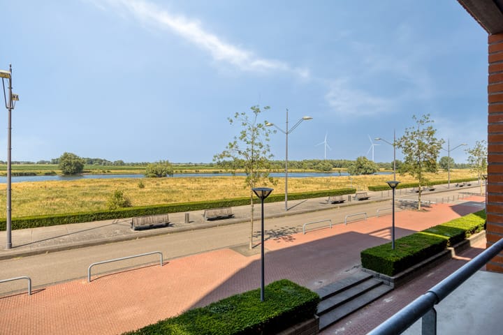 Foto 2 van Maasboulevard 21