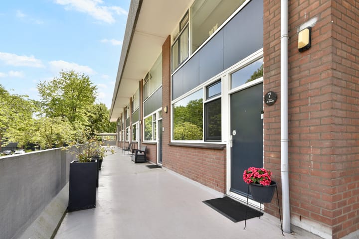 Appartement te koop: Komijnhof 7, Hoogvliet Rotterdam