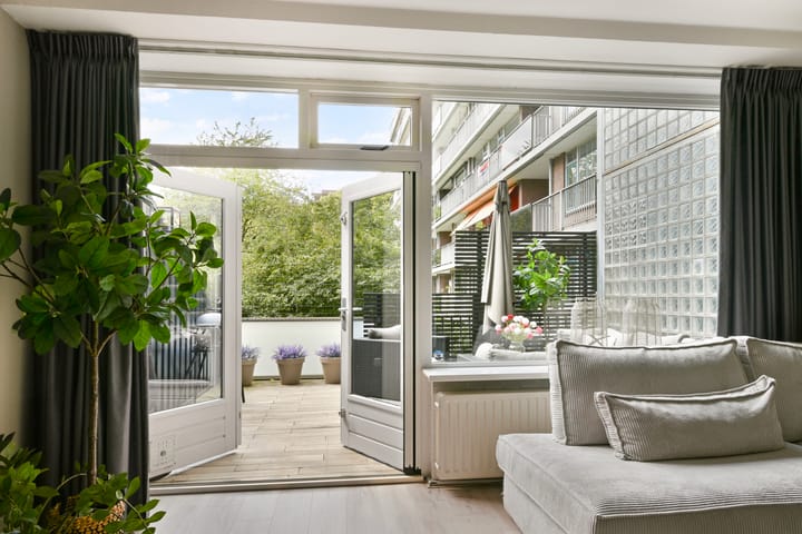 Appartement te koop: Komijnhof 7, Hoogvliet Rotterdam