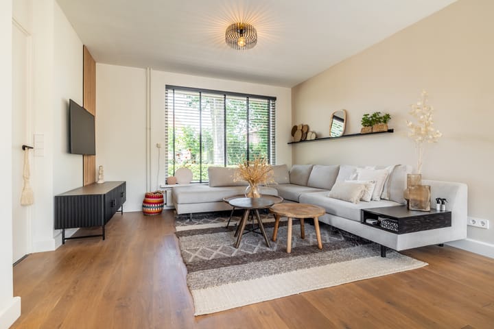 Twee-onder-één-kap te koop: Spoorstraat 37, Dorst