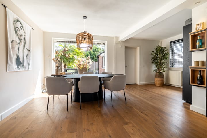 Twee-onder-één-kap te koop: Spoorstraat 37, Dorst