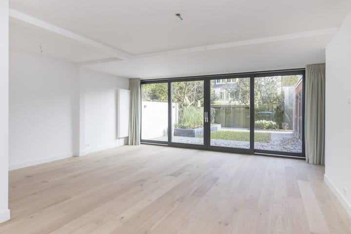 Hoekwoning te huur: Keizer Karelweg 390, Amstelveen