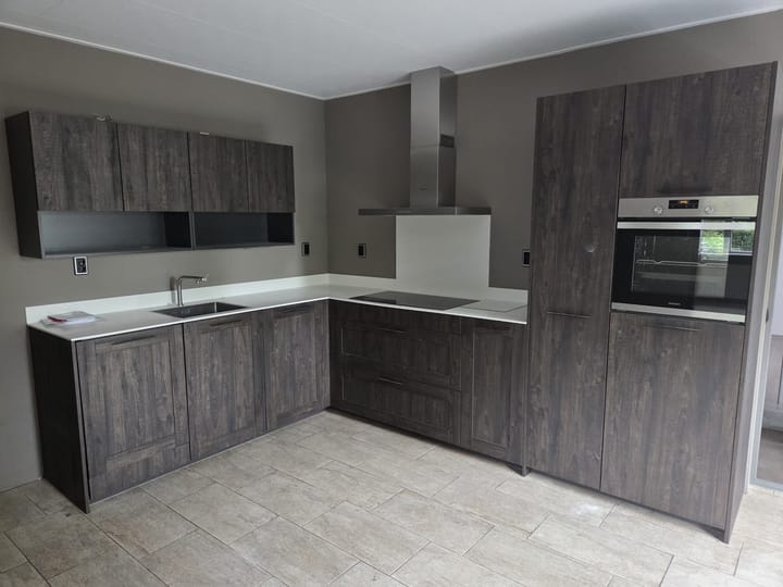 Appartement te huur: Warmoesweg 10, Erica