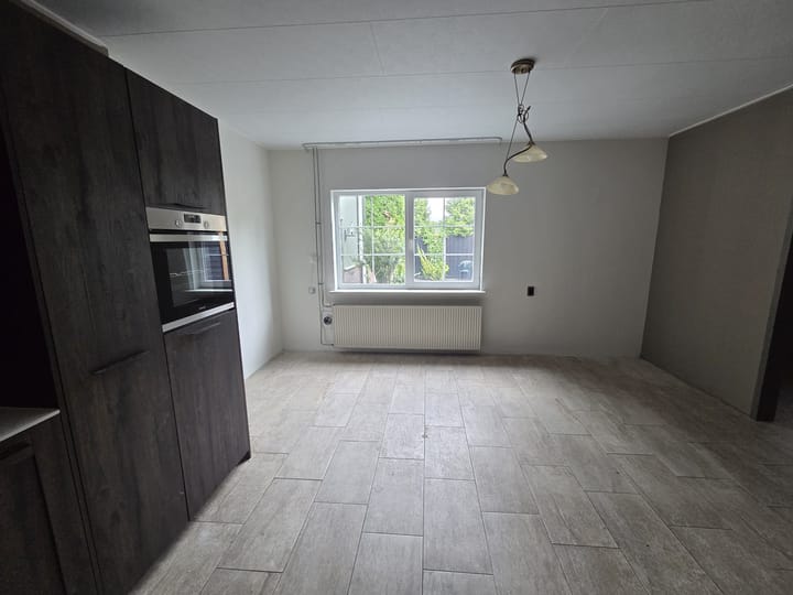 Appartement te huur: Warmoesweg 10, Erica