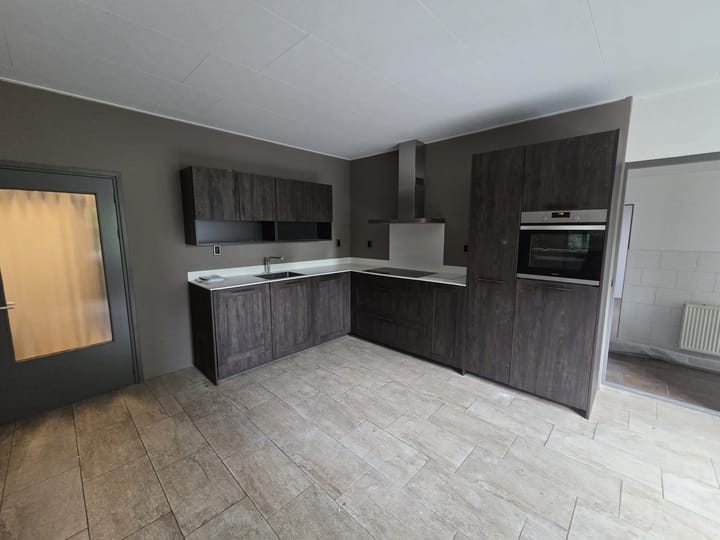 Appartement te huur: Warmoesweg 10, Erica