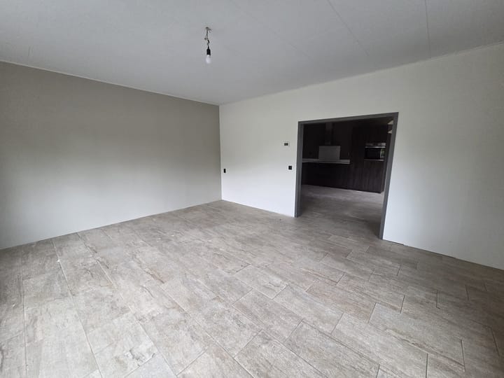 Appartement te huur: Warmoesweg 10, Erica