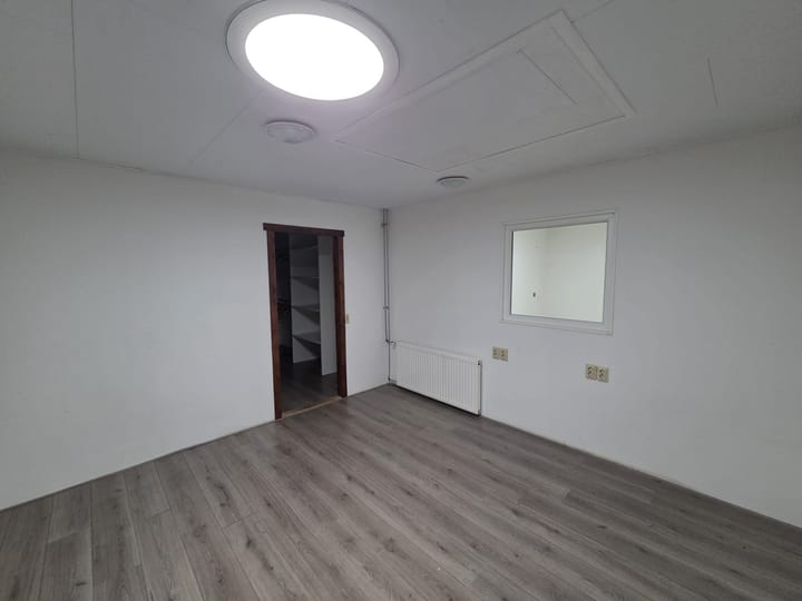 Appartement te huur: Warmoesweg 10, Erica