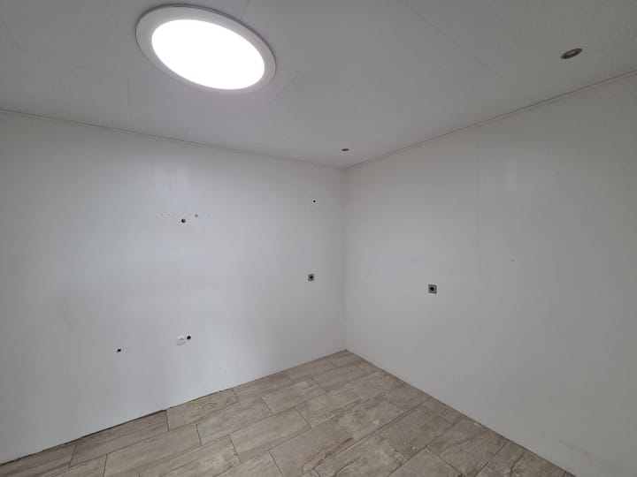 Appartement te huur: Warmoesweg 10, Erica