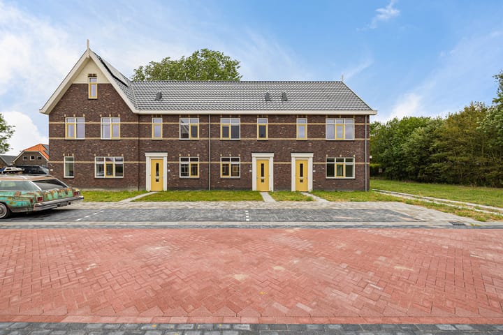 Woning te koop: van Wijngaardenstraat 80, St.-Jacobiparochie