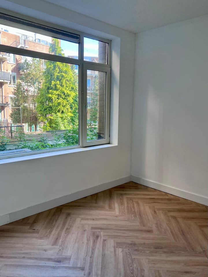Appartement te huur: Mathenesserweg 27A01, Rotterdam