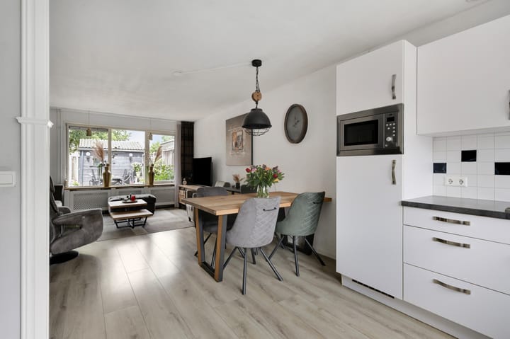 Hoekwoning te koop: Glenn Millerstraat 104, Arnhem