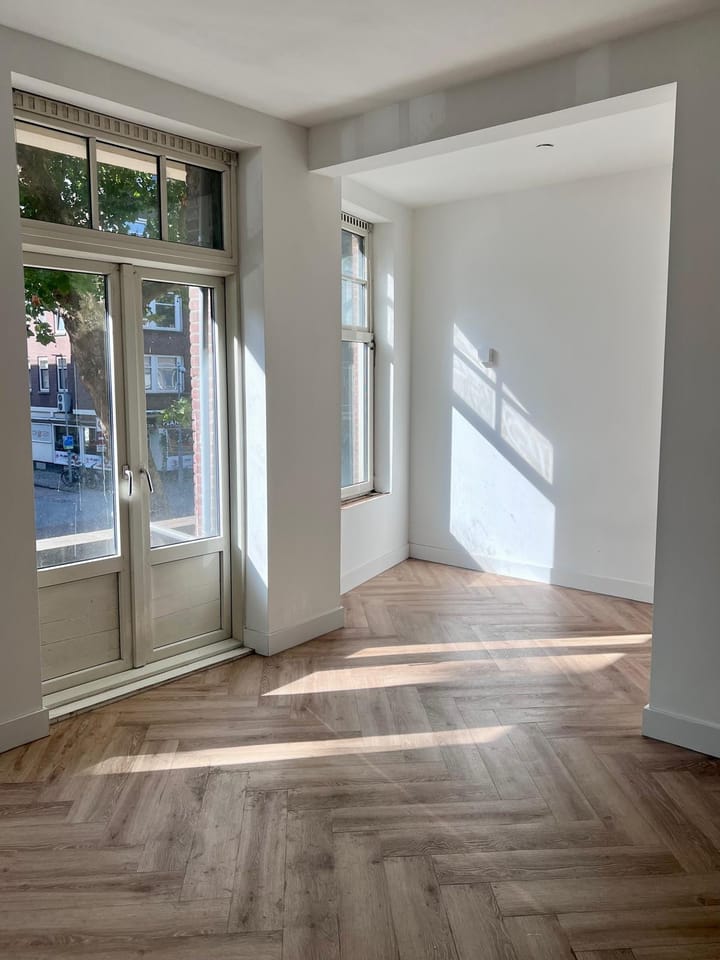 Appartement te huur: Mathenesserweg 27A01, Rotterdam