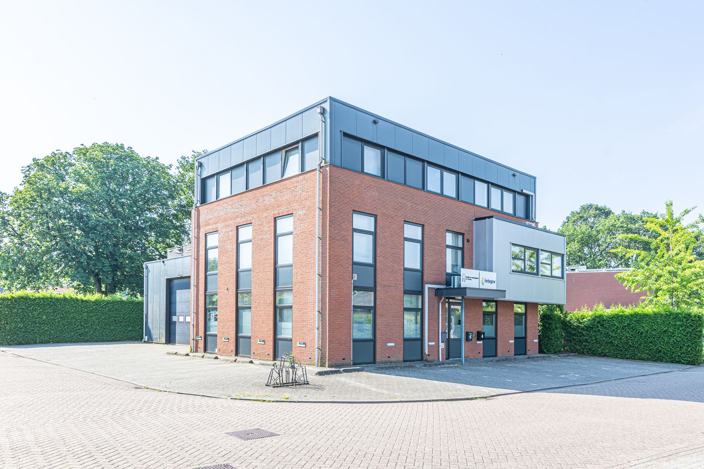 View photo 1 of Zwingel 4