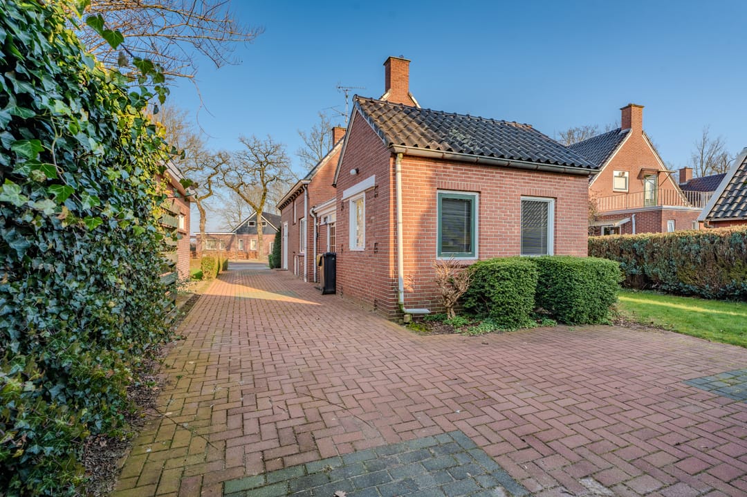 Photo 2 of Dorpsstraat 73