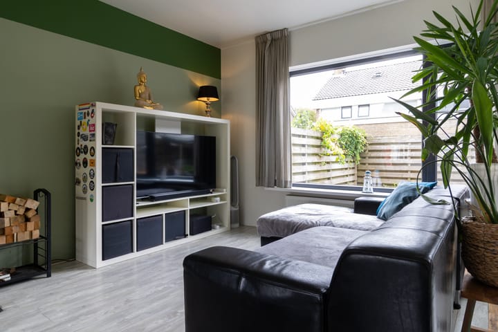 Tussenwoning te koop: P.W.A.Cort van der Lindenstraat 38, Harlingen