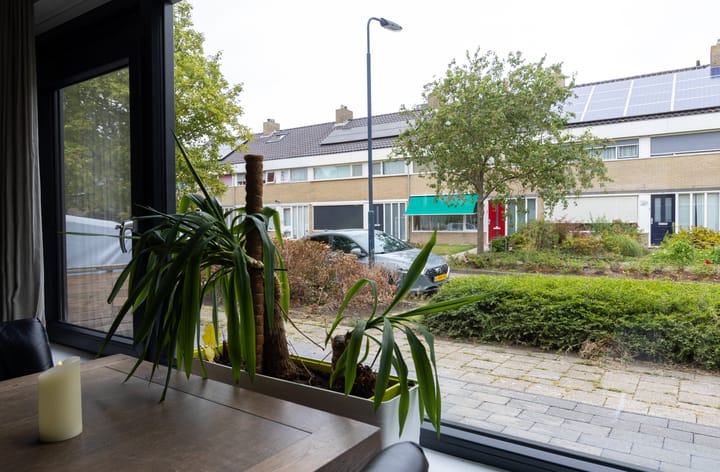 Tussenwoning te koop: P.W.A.Cort van der Lindenstraat 38, Harlingen