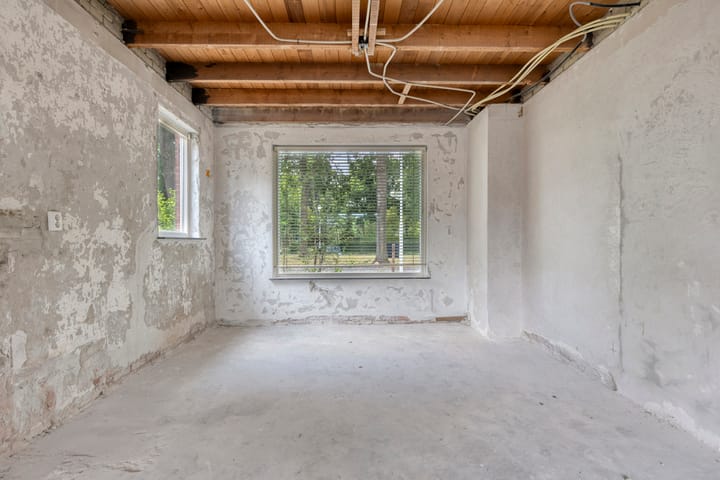 Hoekwoning te koop: Doctor Mollerlaan 65, Roosendaal