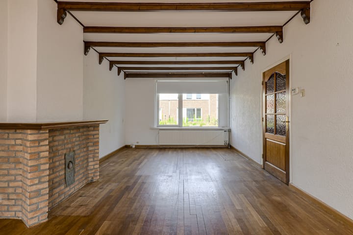 Foto 4 van Van Veldekestraat 3