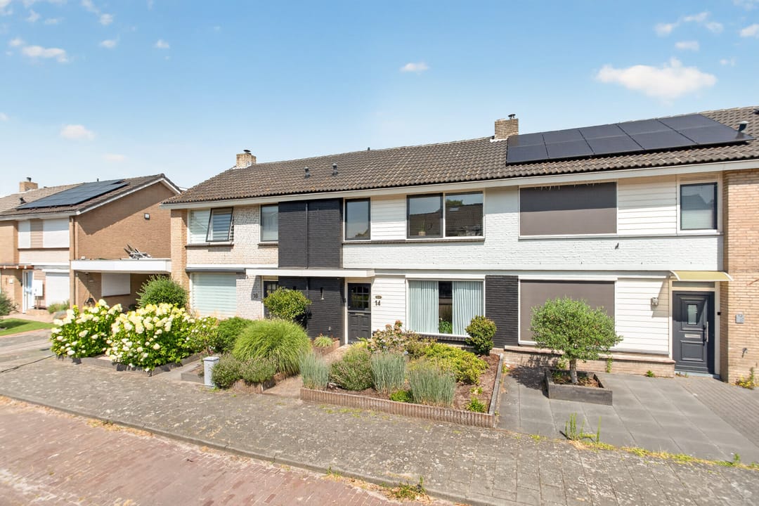 Photo 46 of Reesstraat 14