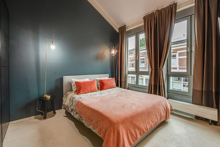 Tussenwoning te koop: Veerstraat 17, Hilversum