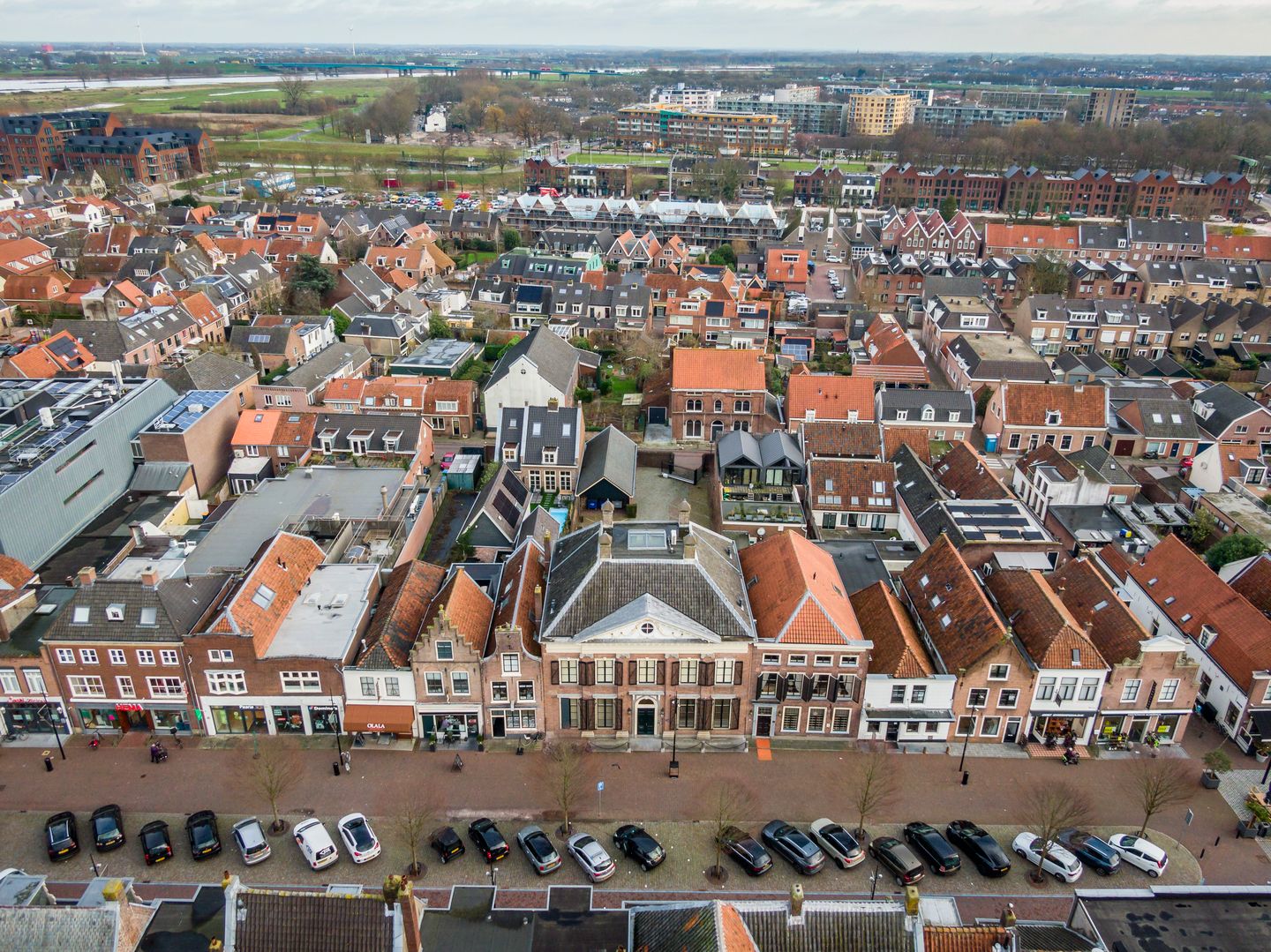 View photo 5 of Voorstraat 56