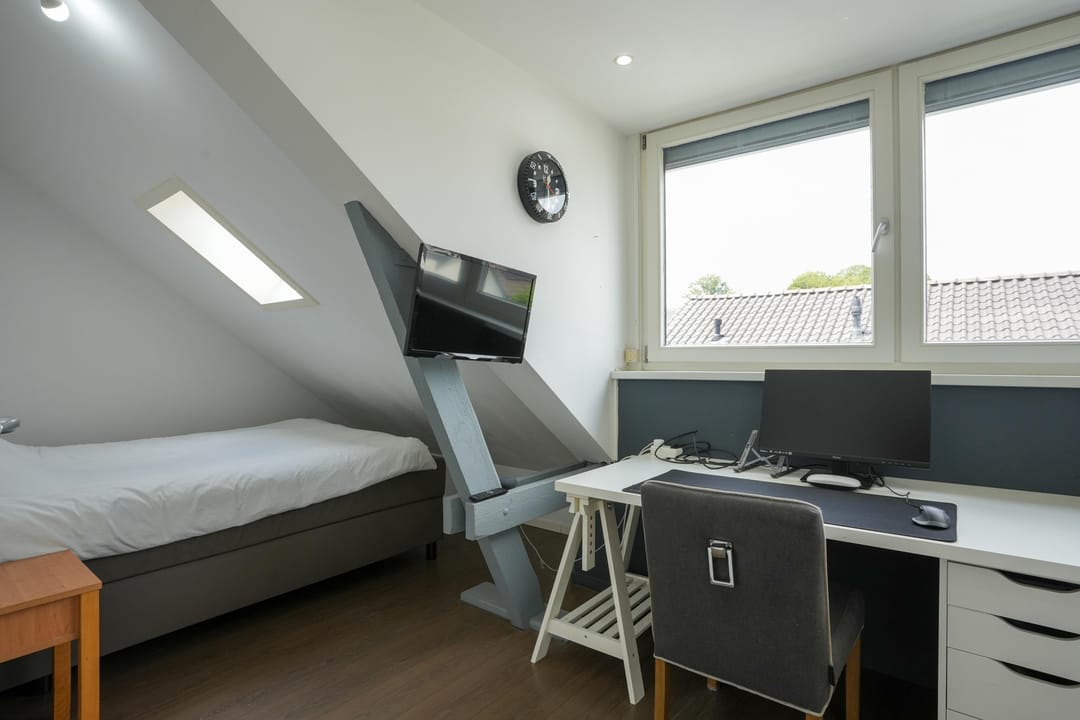 Photo 32 of Heerstraat 12