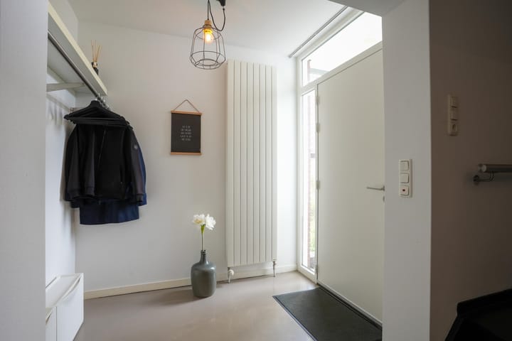 Photo 2 of Heerstraat 12
