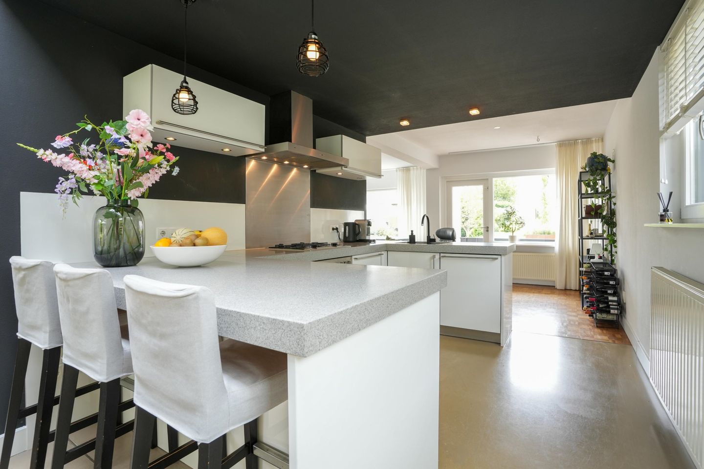 Photo 14 of Heerstraat 12
