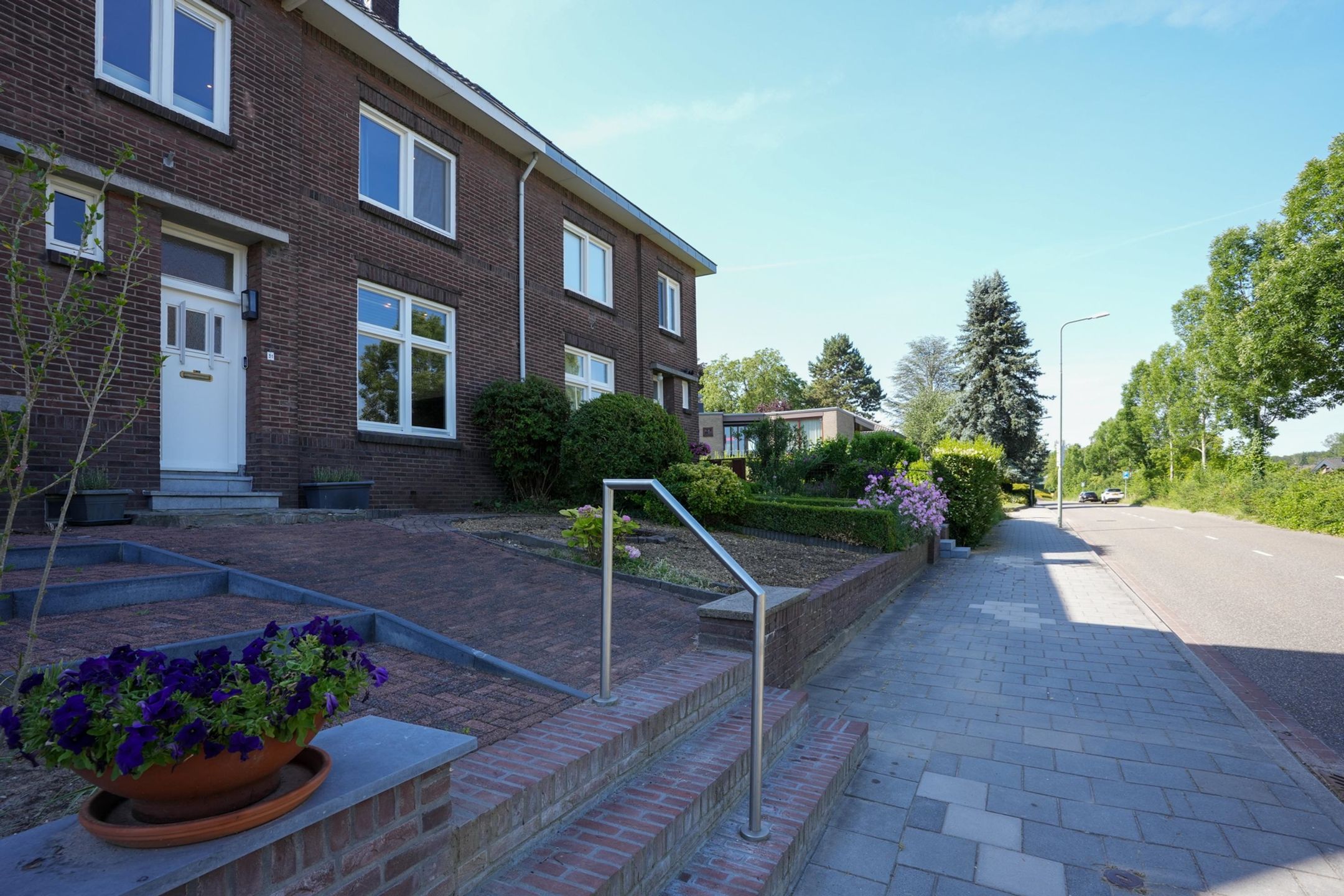Photo 39 of Burgemeester Teheuxweg 31