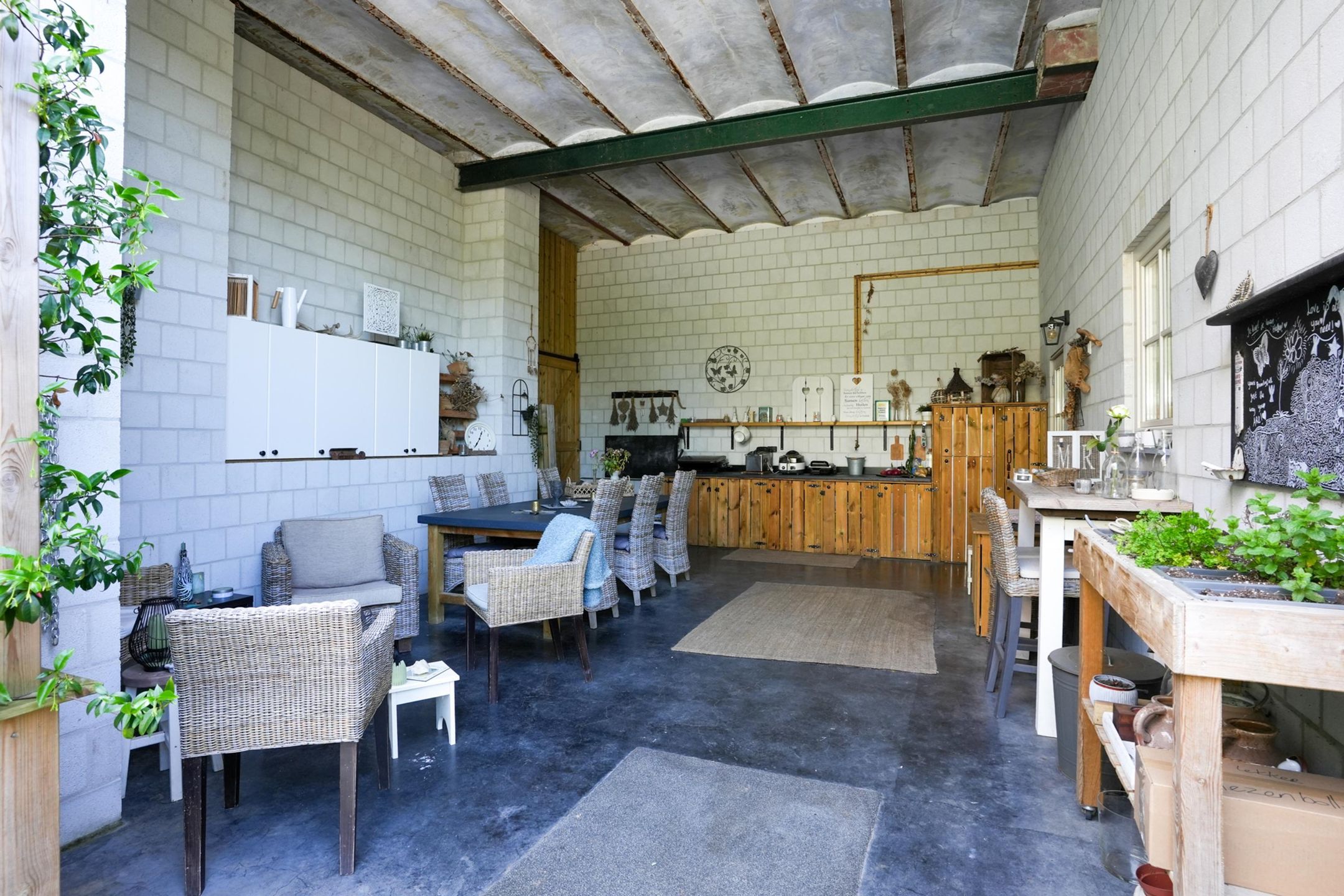 Photo 42 of Holset 70