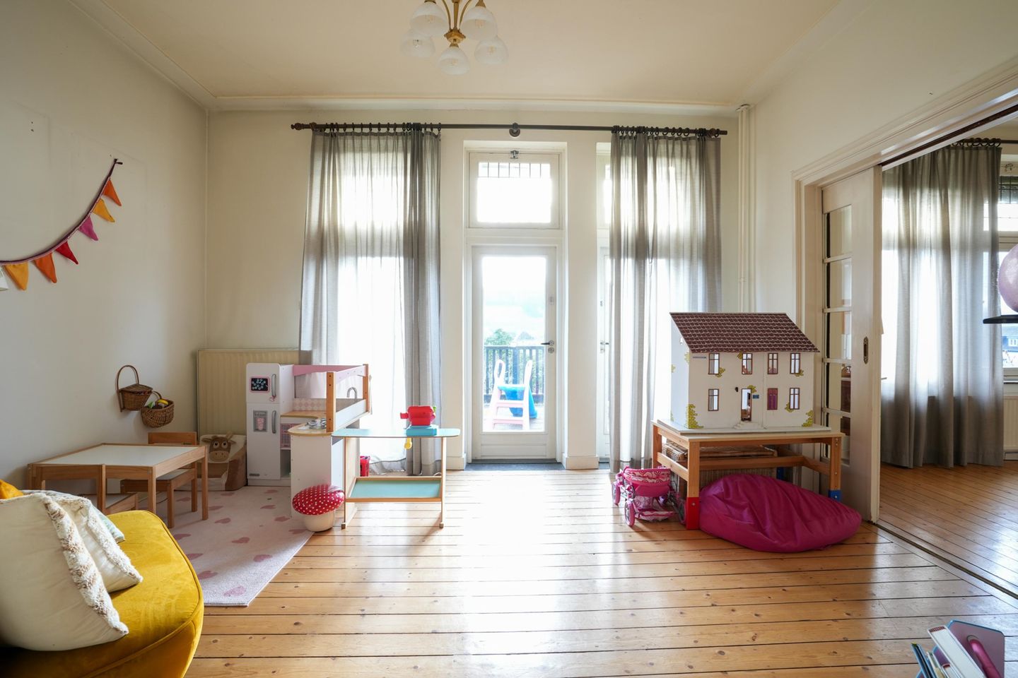 Photo 10 of Prof. Cobbenhagenstraat 3